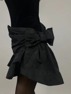 Abito corto anni '80