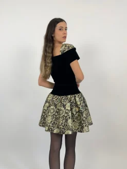 Abito corto anni '80
