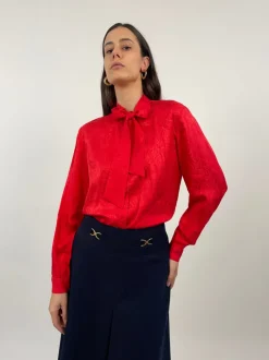 Camicia vintage con fiocco