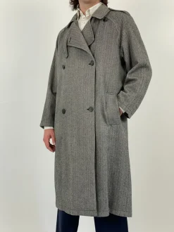 Cappotto doppiopetto anni '70 in lana con trama spigata