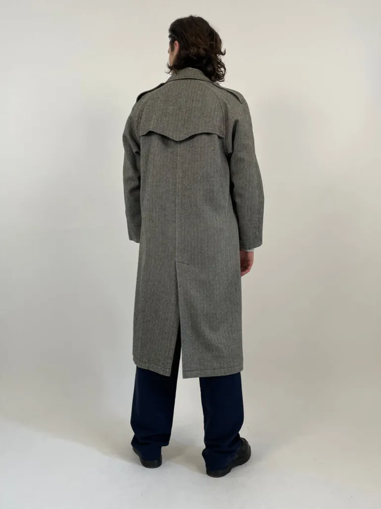 Cappotto doppiopetto anni '70 in lana con trama spigata