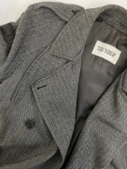 Cappotto doppiopetto anni '70 in lana con trama spigata