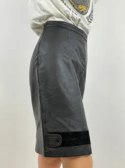 Gonna in pelle 1980s