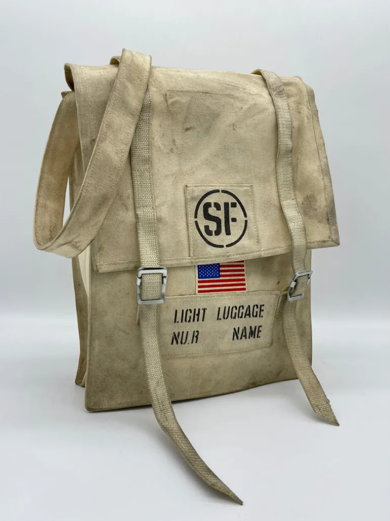 Light luggage U.S.A