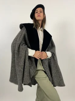 Mantella sartoriale in lana