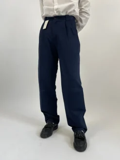 Pantaloni vintage con pence