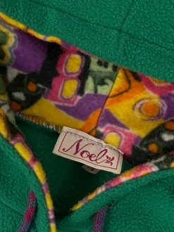 Pile anni '80 con cappuccio