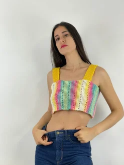 Top cropped R